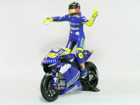 ミニチャンプス 1/12 スケールヤマハ YZR-M1 バレンティーノ・ロッシゴロワーズ ヤマハ2005年 イギリス ドニントン 優勝車