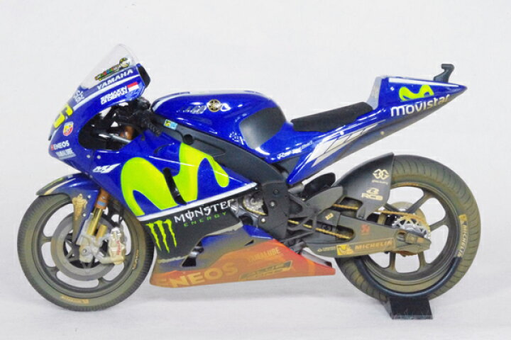 楽天市場】ミニチャンプス 1/12 スケール ミニカーヤマハ YZR-M1 