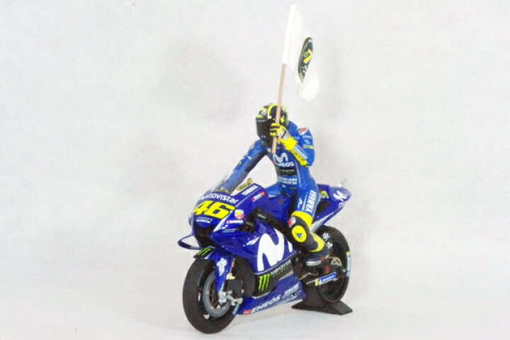 楽天市場】ミニチャンプス 1/12 スケール ミニカーヤマハ YZR-M1 