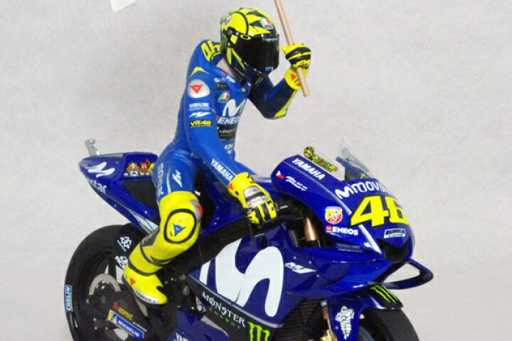 楽天市場】ミニチャンプス 1/12 スケール ミニカーヤマハ YZR-M1 