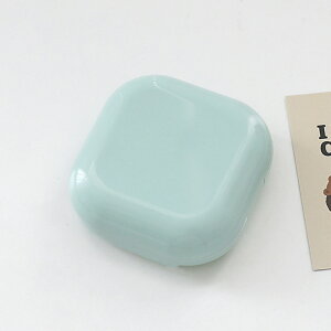 【最大50%OFFクーポンで,895円】内鏡付きコンタクトレンズケースセット無地 コンタクトレンズボックス 5点セット 外出 アウトドア 旅行 携帯便利 ハード ソフトレンズケース ミラー付カラコ