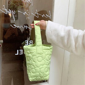 【最大50%OFFクーポンで,1545円】ミニトートバッグ パステルカラー 韓国 キルティングトート お散歩バッグ 花柄ステッチ 大人可愛い バケツバッグ 縦型 ハンドバッグ 手提げカバン おしゃれ miniministore 3SBAOB-015
