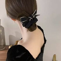 楽天市場】ラインストーン ヘアゴムの通販