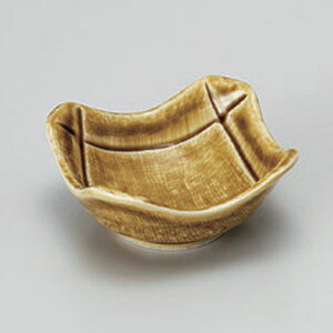 黄瀬戸ソギ格子角珍味 和食器 珍味 業務用 約7.5cm 和食 和風 先付 小鉢 小 ミニ鉢 前菜 珍味入れ 付出し 松花堂 弁当 花籠膳 おせち