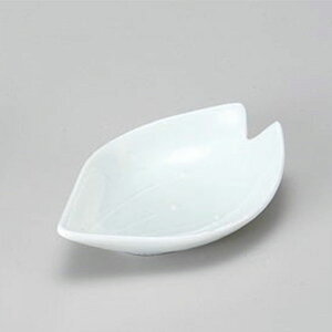 桜型珍味ホワイト 和食器 珍味 業務用 約8.5cm 和食 和風 先付 小鉢 小 ミニ鉢 前菜 珍味入れ 付出し 松花堂 弁当 花籠膳 おせち
