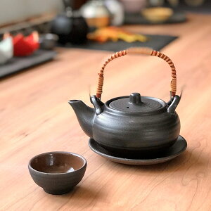 黒釉丸形土瓶むし 和食器 土瓶むし 業務用 和食 和風 松茸料理 銀杏 吸い物 はも 秋メニュー 定番 おすすめ 料亭 日本料理