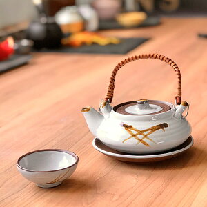 t`yrނ aH yrނ Ɩp aH a   z ͂ Hj[    {