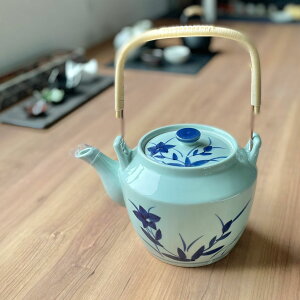 j[M10yr Lc aH yrij Ɩp 2,000cc ЈH i aH ǂ