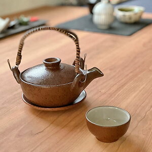 南蛮京形土瓶むし 和食器 土瓶むし 業務用 和食 和風 松茸料理 銀杏 吸い物 はも 秋メニュー 定番 おすすめ 料亭 日本料理