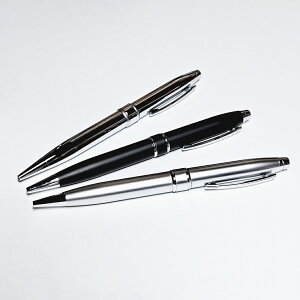 yizNX CROSS XggtH[h {[y