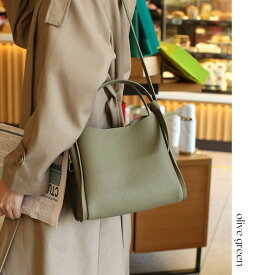 ★半額★＼大特価セール開催／レディースバッグ カバン BAG 鞄 バッグ おしゃれ ギフト シンプル かわいい 人気 軽量 トートバッグ 黒 ラッピング 本革 ハンドバッグ 肩掛け 2WAY 上品 高見え フォーマル スクエアー キューブバッグ