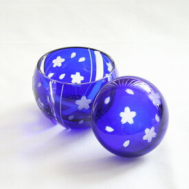 江戸切子 ミニ骨壺 手元供養 形見入れ 【桜】 ペット 伝統工芸品 日本製 手作り品 シンプル 赤 青 切子ガラス 遺灰 遺骨 仏具　骨つぼ 桐箱入り おしゃれ 高級感 手元供養 分骨 水子供養