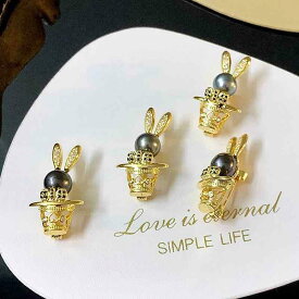 コート レディース ブローチ 美しい セーター カーディガン ピン 衣類 韓国 シンプル ファッション かわいい ウサギ