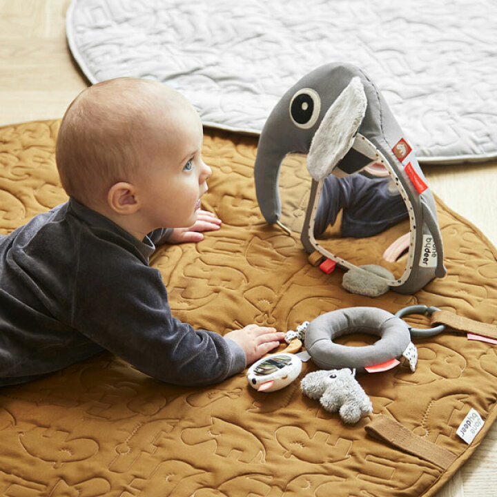 楽天市場 Done By Deer アクティビティフロアミラー Activity Floor Mirrorelphee Grey赤ちゃん ベビー うつ伏せ遊び タミータイム首すわりおもちゃ ミラー 鏡北欧 デンマーク出産祝い ギフト Irodori