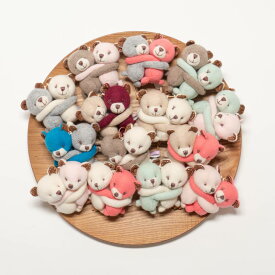 マイカシミヤ　高級カシミヤ　縁結びハグベア　ベビーハグベア　8cm　無染色カシミヤ ( ウエディング 縁結び プレゼント コレクション ぬいぐるみ くまちゃん )