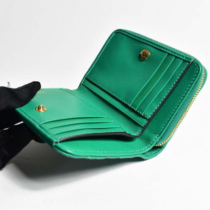 楽天市場】ヴェルサーチ 財布 二つ折り レディース ラウンドジップ 