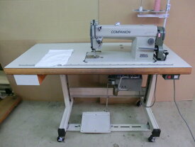 【中古】COMPANION 1本針本縫い自動糸切り装置付きミシン。モデルNO－JH‐01011-M 脚卓、200vサーボモーターセット