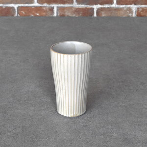 【300円OFFクーポン】 タンブラー 花瓶 450ml 食器 華蝶扇 白い食器 ブラウン 和食器 洋食器 ビール 焼酎 コップ 美濃焼 国産 削ぎ おしゃれ カフェ風 シンプル キッチン 電子レンジ/食洗機対応