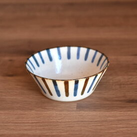 【300円OFFクーポン】中鉢 ぱいかじ ボウル 350ml 食器 南国 和食器 反り型 煮物 サラダ デザート パック シェア 副菜 料理 日本食 器 雑貨 美濃焼 国産 おしゃれ カフェ風 キッチン プレゼント おもてなし 電子レンジ/食洗器対応 口径13.9cm×高さ5.1cm 210g
