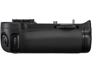 Nikon �}���`�p���[�o�b�e���[�p�b�N MB-D11�w2�`3�c�Ɠ���̔����\��x[02P05Nov16]�y�R���r�j���Ή����i�z