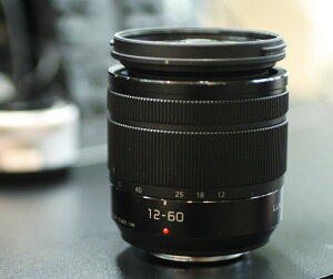 Panasonic LUMIX G VARIO 12-60mm / F3.5-5.6 ASPH. / POWER O.I.S.[H-FS12060 24mm5{WY[Y][02P05Nov16]