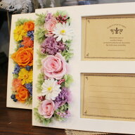 プリザ　フォトフレーム【モン トレゾ―ル～mon tresor～】　華やかなお花♪お誕生日、母の日、結婚祝い…