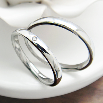 結婚指輪 送料無料 サイズ直し1回無料 ダイヤモンド プラチナ900 ペア リング男女ともに 人気の 結婚 指輪 マリッジリング 2本でこの価格 マリッジ ダイヤモンドペアリング 格安SALEスタート 期間限定 一粒 1回無料対応付 人気のファッションブランド！ ライン リング サイズ シンプル 特別価格結婚指輪 1年以内 直し