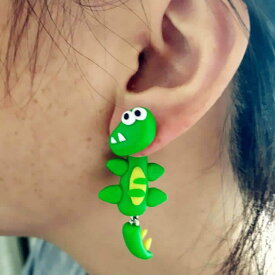 楽天市場 恐竜 おもちゃ ピアス レディースジュエリー アクセサリー ジュエリー アクセサリーの通販