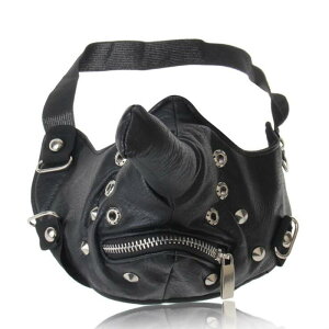 ブラックレザースケルトンマスク (天狗) 半顔 お面 かぶりもの 覆面 衣装 変装グッズ 仮面 仮装 コスプレ 大人用 忘年会 新年会 おもしろい リアル 防寒 スノボ 余興 コスチューム ネタ 学園