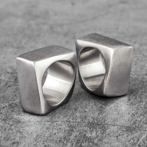 ディストーテッドステンレスリング(RSB024)サイズ/16号/18号/19号/23号 重厚 四角形 スクエア 歪める 歪む ねじる ねじれ スパイラル 指輪 サージカルステンレス316L メンズ レディース ペアリ