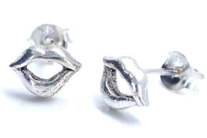 セクシーリップシルバーピアス/1ペア 唇 口 おもしろ ユニーク 20G 20ゲージ シルバー925 スターリングシルバー メンズ レディース キャッチピアス オリジナル 高級 銀 軟骨 ヘリックス