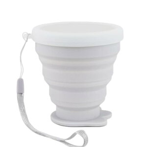 Meltryllis 折り畳みコップ 折りたたみ式 食品級シリコン 200ml シリコン カップ 軽量 蓋付き 耐熱 携帯に便利 多機能 おしゃれ 再利用可能な飲み物 折りたたみ式カップ ポケットサイズの飲料水