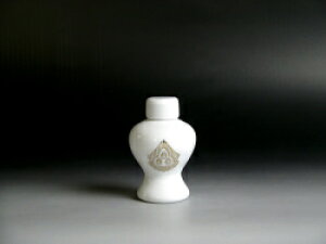 y ɐ { zy rq  yr_z 25 za6cm a4.4cm 8.5cm _I _   _  _I  _ Vv