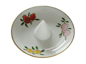 yɐ { z    艖 F M OM 4