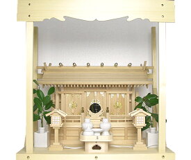 【 伊勢 宮忠 】【 神棚 板葺三社宮 通し屋根 中 昇段無〈I-17〉+神具セット（ハーフ・小）+神棚板+雲板（中）のセット 】神棚 神具 家庭用 桧 檜 ヒノキ ひのき 桧木 檜木 セット 雲板