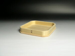 【 伊勢 宮忠 】【 折敷 木曽桧 5寸 】幅15cm 奥行き15cm 高さ2cm 神棚 神具 お供え お供え台 台 鏡餅 ひのき ヒノキ 三方 三宝 さんぼう さんぽう