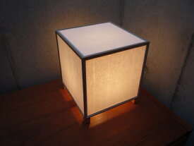 テーブルランプ 奏SOU（無地）木と和紙の優しいあかり 職人手作りの行灯 日本製 新生活 和室　照明　スタンド　モダン和風