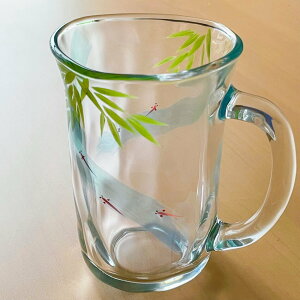 清水焼 京の色絵ガラス 細長マグカップ メダカ 京都 和小物 和雑貨 麦茶グラス ジョッキ おもてなし 風流 かわいい きれい 伝統 手づくり 絵付 プレゼント ギフト 贈り物 男性 女性 ひんや