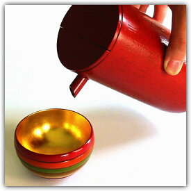 漆器ぐい呑み 独楽文様 酒器　酒杯 さかずき 縁起もの 京都 外国人にも 宅飲み オンライン飲み会 リモート飲み会