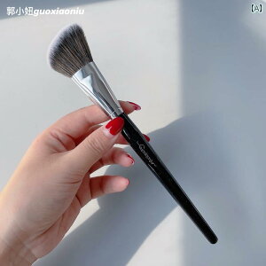 CN uV Zbg ʂ̂΂߃Jbg̏CeuV֊sƉe`[NuV_炩ю̃pE_[uVCNuV̑^|[^uZbgB