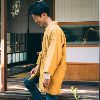 楽天市場 はんてん 半纏 山並み やまなみ お祝 ギフト メンズ レディース ちゃんちゃんこ 宮田織物 日本製 冬 中わた綿80 ポリエステル 赤 紺 ベージュ グレー カラシ グリーン ピンク フリー 和木綿の宮田織物