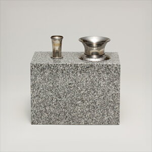 【送料無料】白みかげ石 花立・線香立てセット ステンレス花筒付 1本用 墓石用 墓前用品 石製 花立て 墓参り 仏具 石材製品 耐久性 お墓用 お供え用