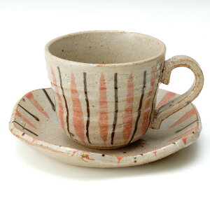 一珍十草コーヒーカップ ソーサーセット 赤 せともの 食器 マグカップ 紅茶カップ ティーカップ コーヒーカップ ソーサー 【20251029】