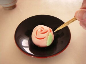 季節の上生菓子３５ｇ〜４０ｇ(ケース入り)業務用