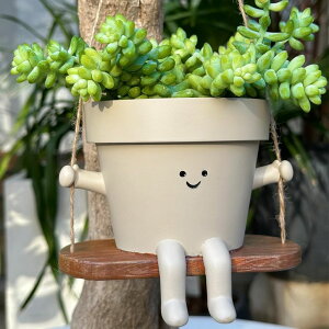 킢 j[N ʔ  v^[ Aؔ  Hanging Planter Swing Face Plant Pot - Cute Resin Head Planters with Drainage Hole Indoor Outdoor Plant Holder, Succulent/String of Pearls Flower Pots, Unique Sitting Sway Pots, Gi 