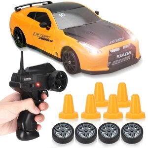 �����R�� �J�[ �M�t�g RC �������� �� Liberty Imports RC Drift Car 1/24 2.4GHz 4WD Remote Control Sport Racing On-Road Vehicle with LED Light, Batteries and Drift Tires (Style 6) �y���s�A���i�z