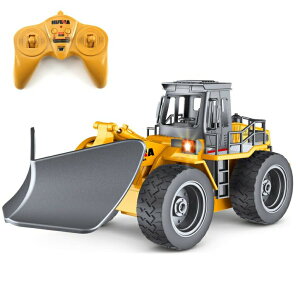 ���W�R�� ����� �������� fisca RC Truck Remote Control Snow Plow 6 Channel 2.4G Alloy Snow Sweeper Vehicle 4WD Tractor Toy with Lights for Kids �y���s�A���i�z