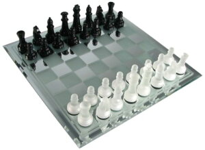 �`�F�X�Z�b�g Avant-Garde Black Frosted Glass Chess Set with Mirror Board �y���s�A���i�z