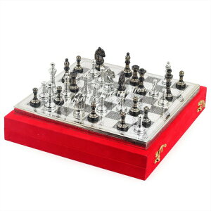 �`�F�X�Z�b�g ���^���`�F�X 12" Solid Brass Classic Black Chess Set | Metal Chess Pieces with Large Brass Board | Beautiful Handcrafted Set | Abstract Strategy Tactic Board Games with Red Velvet Storage Case (Silver Board) �y���s�A���i�z