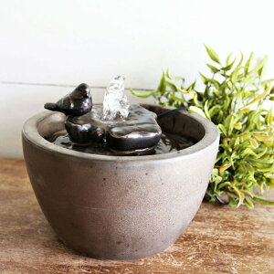   ̃IuWF e[ugbvt@Ee CeA Foreside Home & Garden Bronze Bird on Leaf Indoor Water Fountain with Pump ysAiz